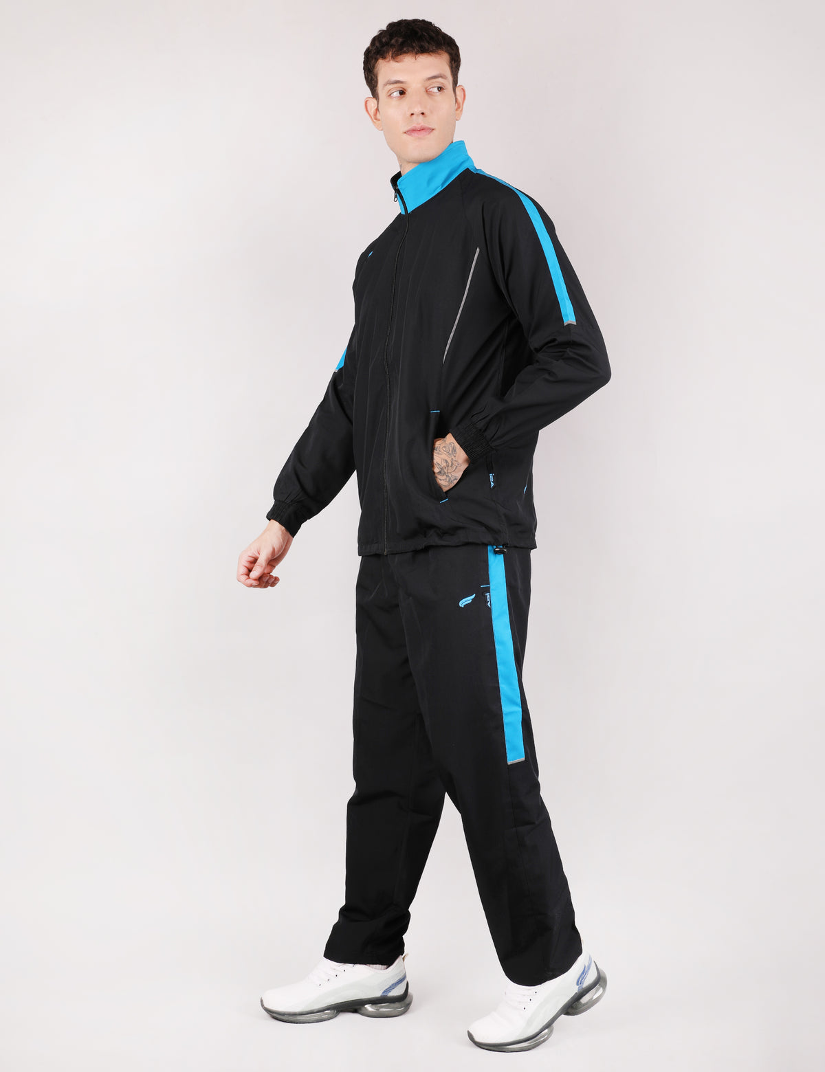 ASI Delta Tracksuit | Black
